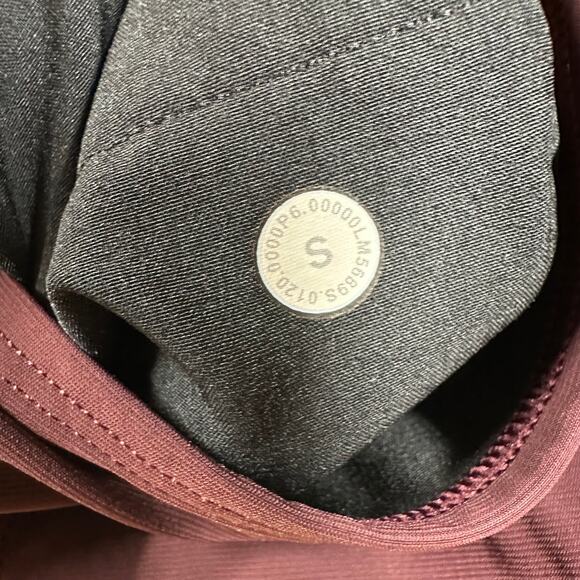 Lululemon Surge Jogger Cassis Men's Size Small in Excellent Used Condition - Picture 6 of 9